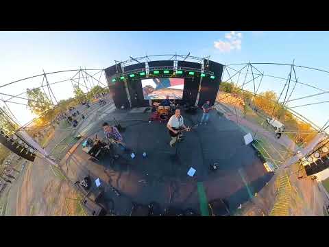 Playa Parana - vivo Festival de la primavera en Lavalle Mendoza