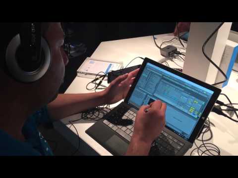 Démonstration du logiciel de production musicale Ableton Live sur tablette Surface Pro 3 - RTL - RTL