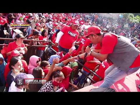 Bingkisan Rindu - Devi Aldiva ft  Brodin NEW PALLAPA LIBAS 2017