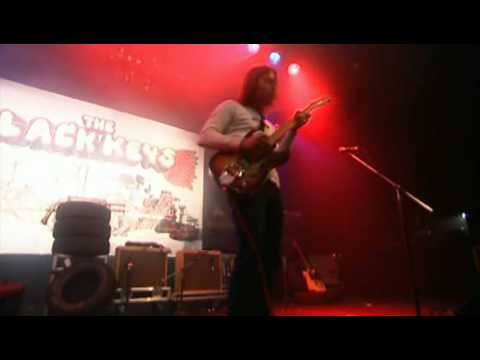 The Black Keys - 10 A.M. Automatic - Live In Sydney 2005