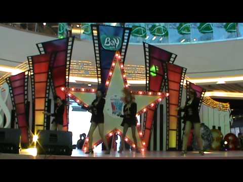 MAC QUEEN - Kara Pandora Cover @ Korean Wave Festival in Baywalk Jakarta