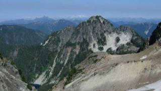 preview picture of video 'Brunswick mountain hike from Lion Bay, BC'