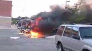 preview picture of video 'Iselin Dist 9 Car Fire'