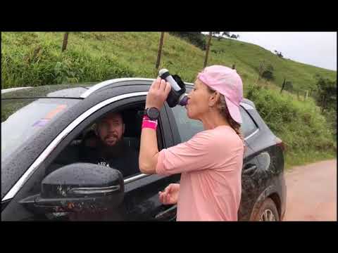 BR135 Ultramarathon 2023 - atleta Nancy Levene. Apoios Jarom, Lisa e Elton.