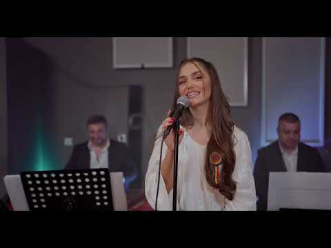 Fratii Cazanoi and Ioana Ștefan