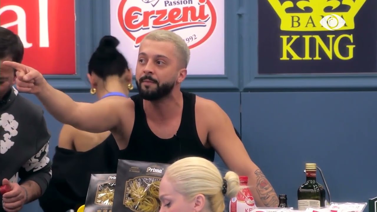 “Çfarë ju ka mbetur pa thënë më, mos përdor bukën”/ Gjesti i kthehet Aldos: Je shumë i vogël