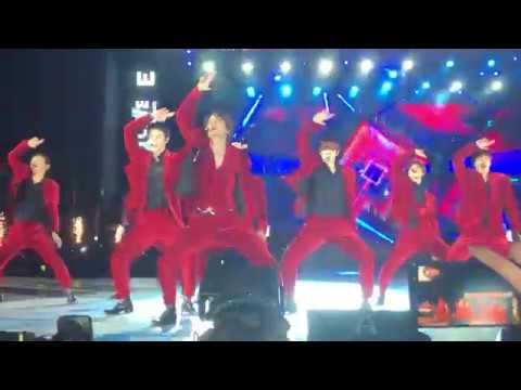 EXO SMTOWN in Santiago Chile 2019 - Love Shot