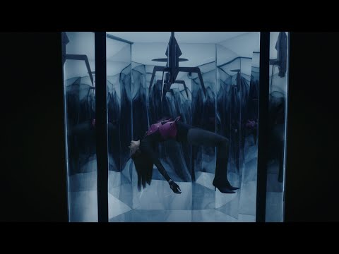 Lolo Zouaï - Give Me a Kiss (Official Video)