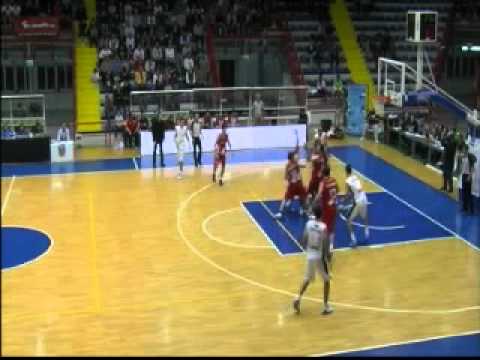 la sintesi del match tra BPMed Napoli e Liomatic Perugia Basket