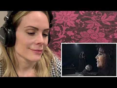 Emmy winning singer reacts to Ofra Haza “Kol Ha Neshama/Elo Hi” live [Miki’s Tips 🎤]