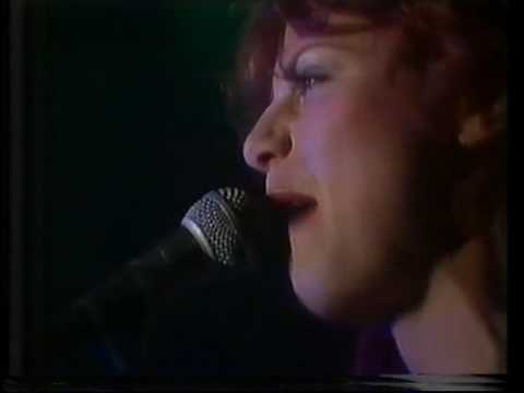 Lisa Nemzo - Reckless Love (w/band)