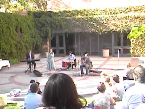 Lavender Diamond Clip August 27th 2006 - Here Comes One