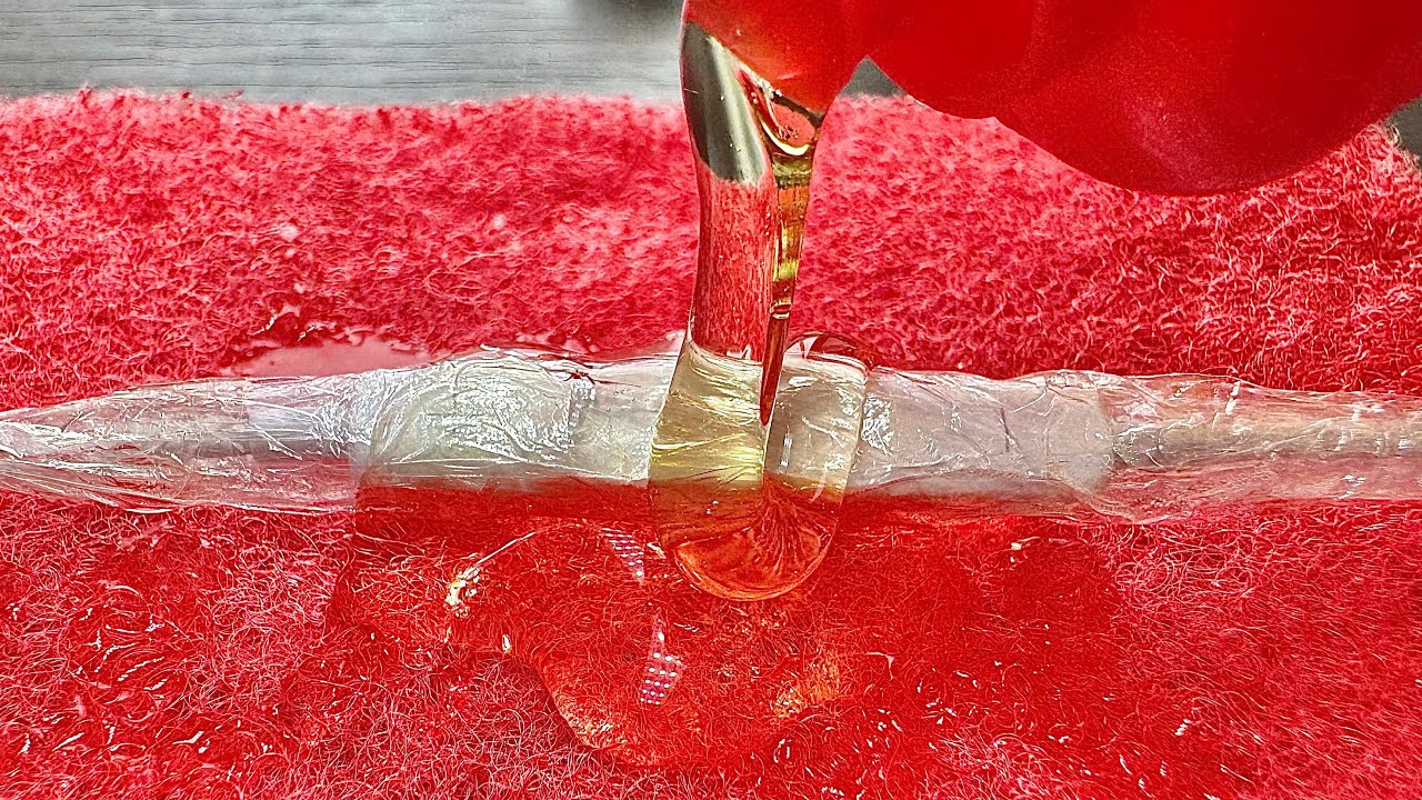 ASMR sponge sounds • earphone mic