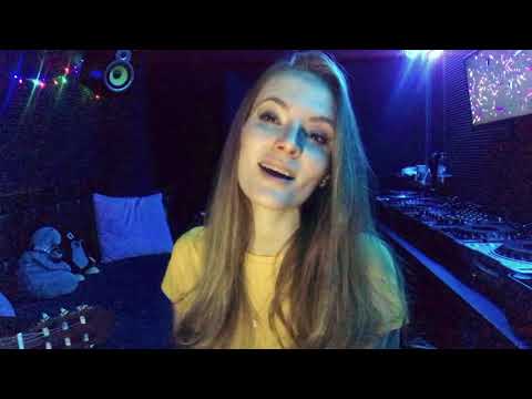 Katusha Svoboda - Улетим далеко (Live)