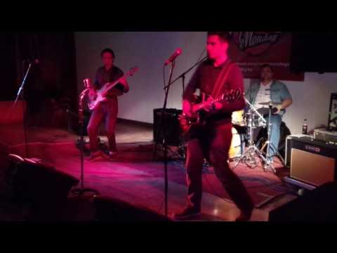 Leonardo PIckup Trio - Tutti frutti