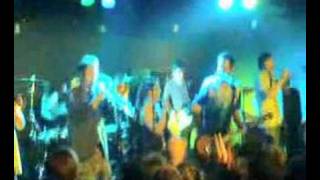 reel big fish (live the old fire station)