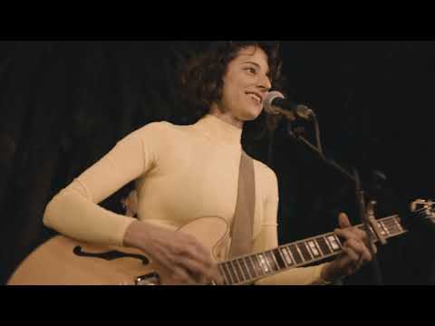 Los Besos - La Cascada de tu Pelo Enredado