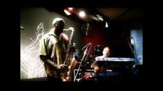 Totinho plays Nutridinha on Sax Tenor