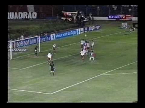 03/11/2005 - Paraná 3 X 1 Internacional : Gol de Fernando Gaúcho