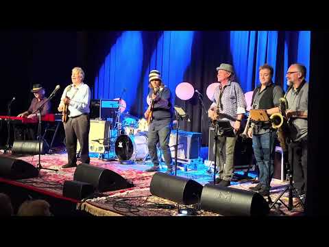 Chris Cain & The Bender Brass Blowing Horns