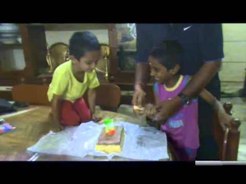Funny reaction of younger one in Elders Birthday Cake Cutting
