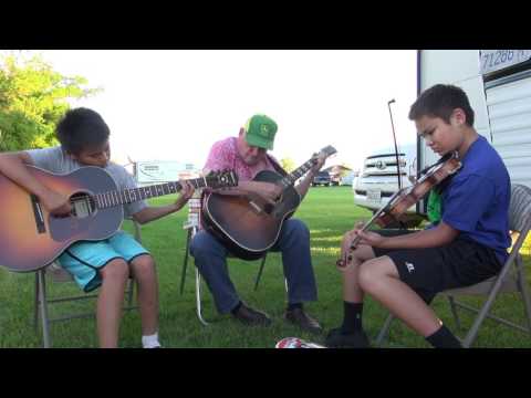 2017-06-18 Miles Quale plays Tug Boat with Jim French - Weiser 2017