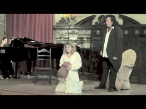 Soprano Giuliana Gianfaldoni-Traviata-Giuseppe Verdi