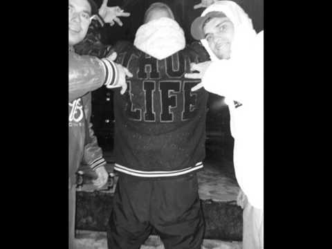 Duet-street,Pacik-Po Ulicarsky