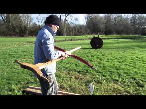 Tod of Tod's Stuff shooting a gastraphetes "belly bow"