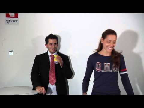 Voir la vidéo de la Cravate Obeissante - Pop up tie