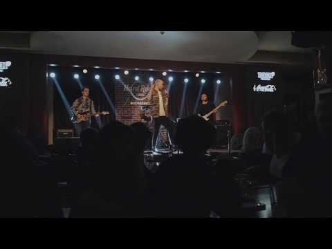 Moon Band- Crazy (Live Cover)