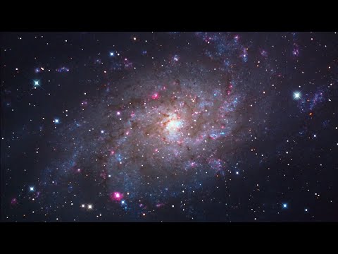 Finding the Triangulum Galaxy.( Night Sky App)