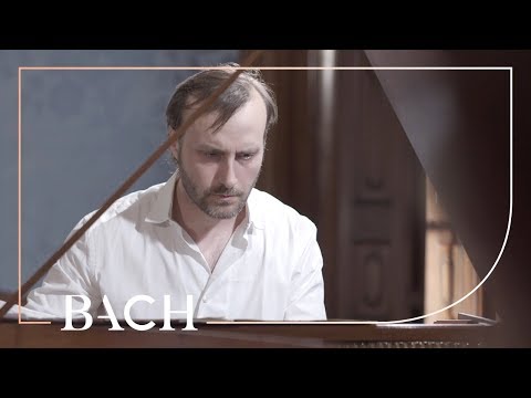 Video thumbnail for English Suite No. 2 in A minor (BWV 807)