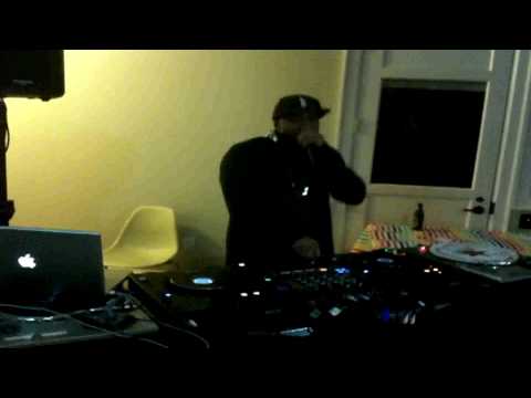 DJ Lyve @ Lime Wire "EAR TO THE GROUND: TOKYO " Release Party