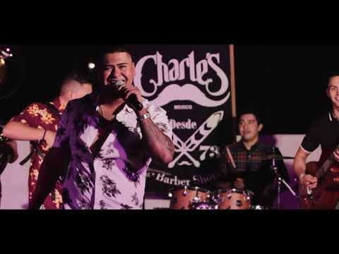 Mujer De La Esquina - Grupo Kcamaro NR