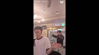 Download lagu Jin singing 'I'll Be There' || JIN WEVERSE LIVE [28/10/25] || #bts #jin #kpop mp3