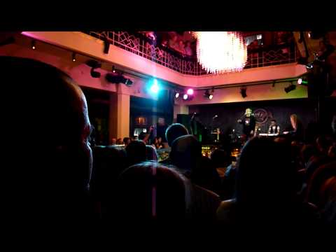 Meky Zbirka v Hard Rock Cafe - Balada o polnych vtakoch, Praha, 16.11.2010