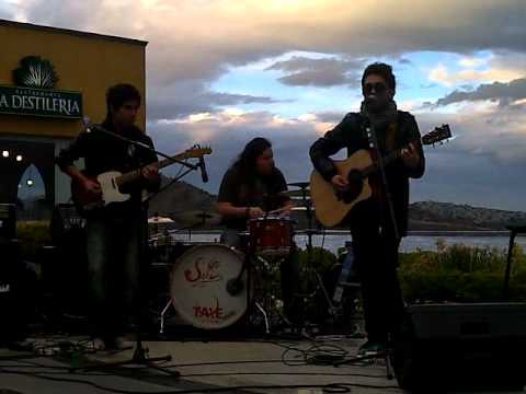 Vieni   Living to the bone toma 2 @La Cuspide