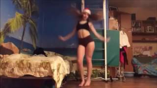 Четкий тверк под Jingle Bells 2017