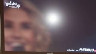 Beatrice Egli - Keiner küsst mich &amp; Traumpilot ( Livestream Live aus Kiel, 23.11.2018)