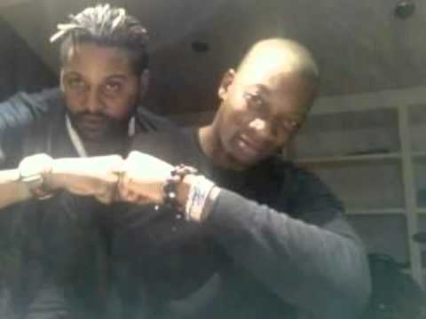 FERRE GOLA FEAT SINGUiLA   CARESSE