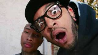 Travis mccoy - The Manual (Feat. T-pain And Young Cash)