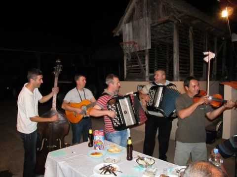 Pazovskí kacúri-Nepovedz ti diovča materi