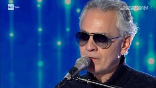 Andrea Bocelli canta &#39;&#39;Caro Gesù bambino&#39;&#39; - Domenica In 13/12/2020