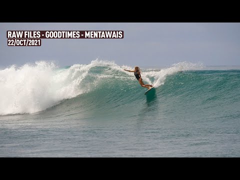 Lady Surfers On An Empty Perfect Left - Mentawais - Goodtimes - RAWFILES - 22/OCT/2021