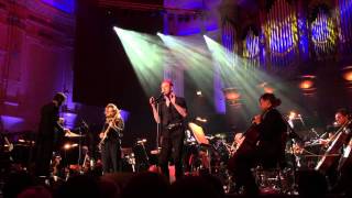 ANNA CALVI - A Kiss To Your Twin (Guest appearance Patrick Wolf)