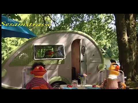 Sesamstrasse :  Ernie und Bert auf dem Campingplatz ⛺️. YouTube-2