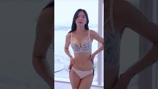 Gái xinh mặc bikini đồ lót ren hoa màu xanh vậy đẹp chưa p115