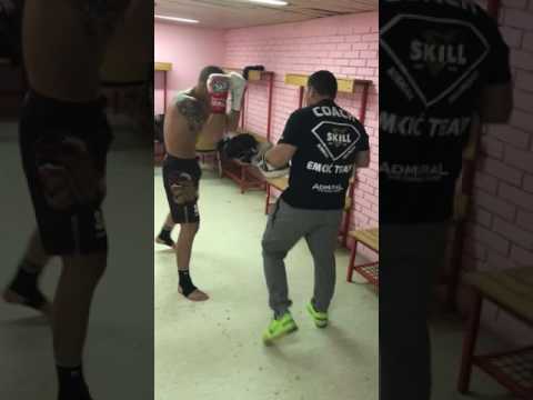 Igor Emkic warmup pads K-1