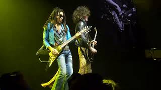 LENNY KRAVITZ - "BRING IT ON" , Full 4K FRONT ROW VIEW - OPENING SONG AT AMSTERDAM 2025